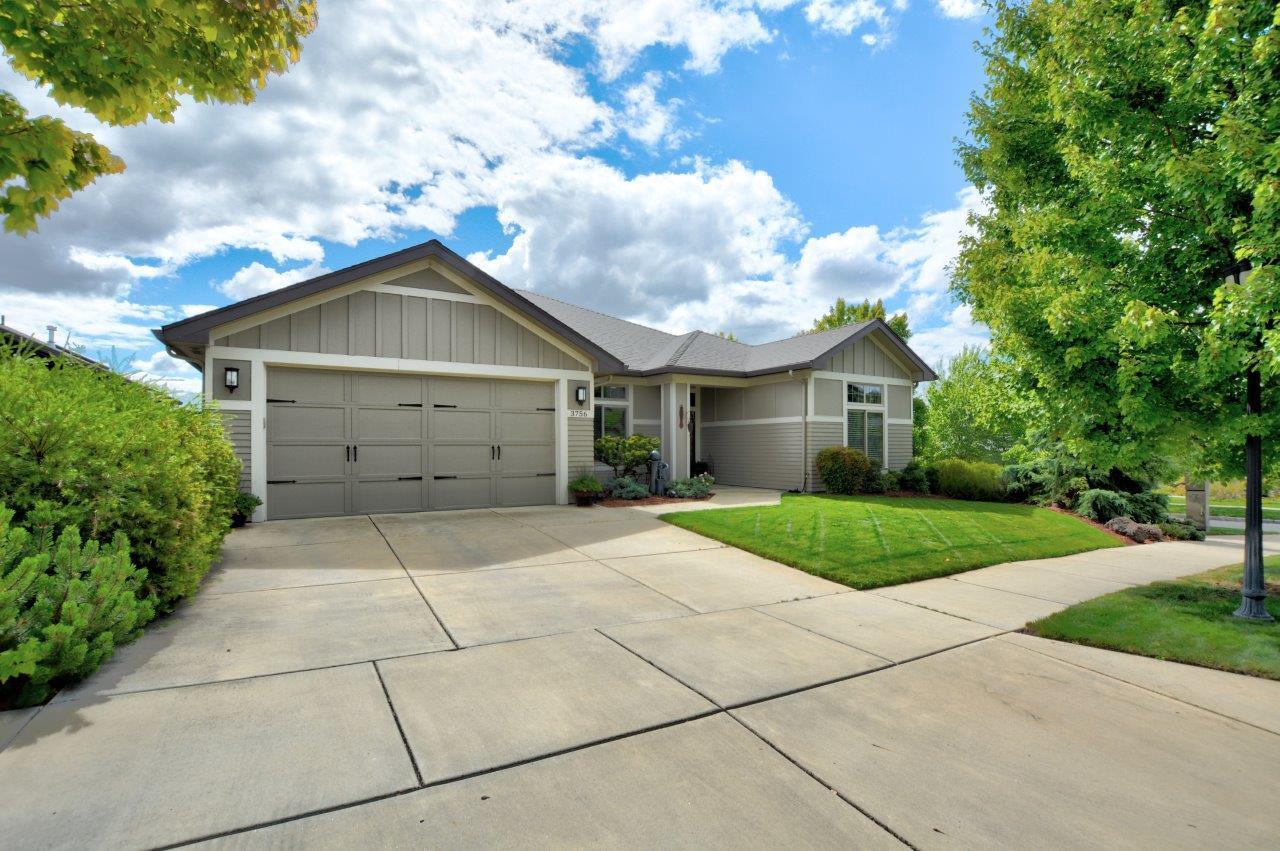 3756 Calle Vista Drive