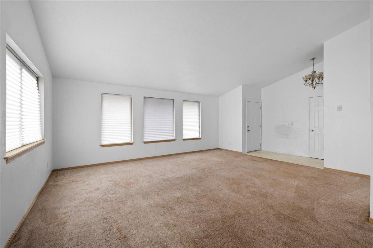 1312 Thomas Road