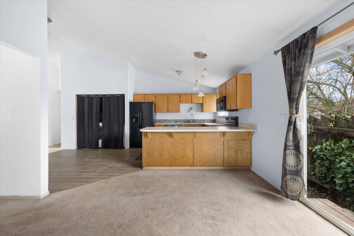 1312 Thomas Road