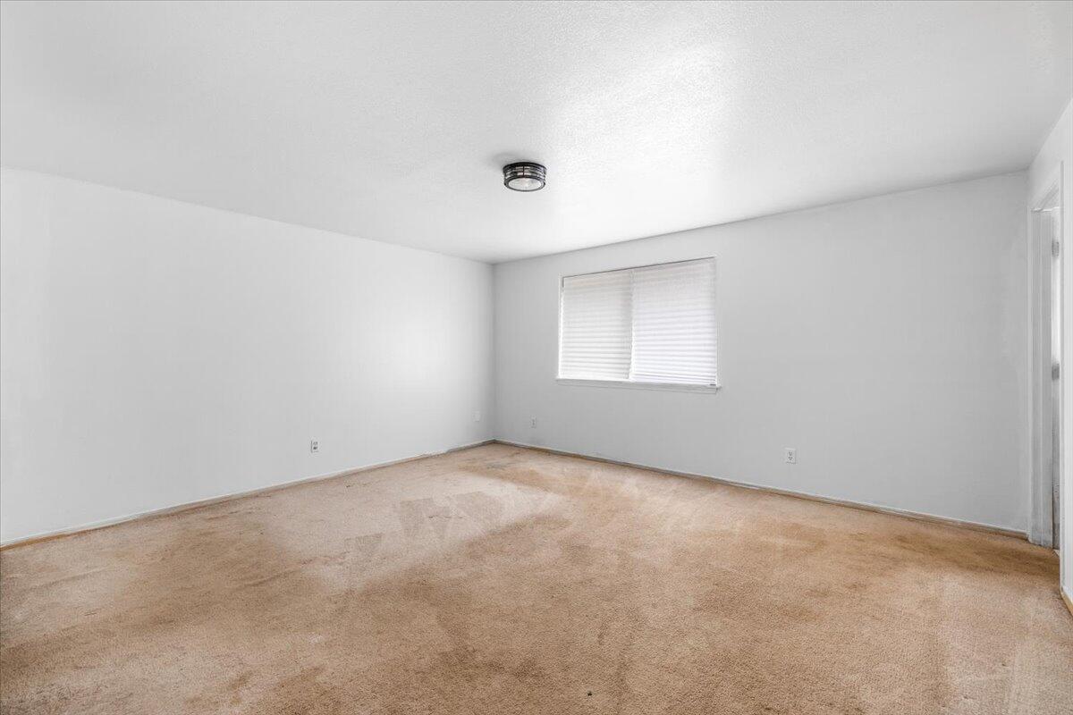 1312 Thomas Road