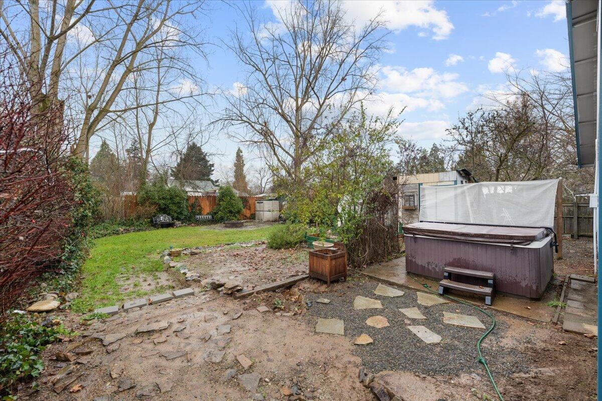 1312 Thomas Road
