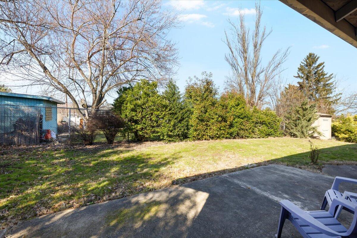 1960 Lawnridge Street
