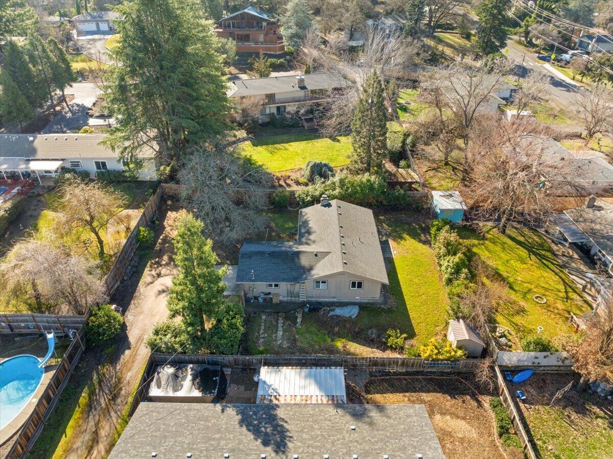 1960 Lawnridge Street