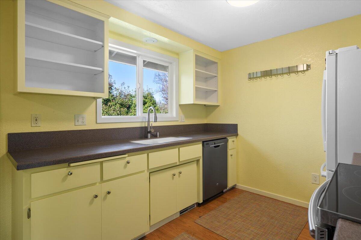 1960 Lawnridge Street