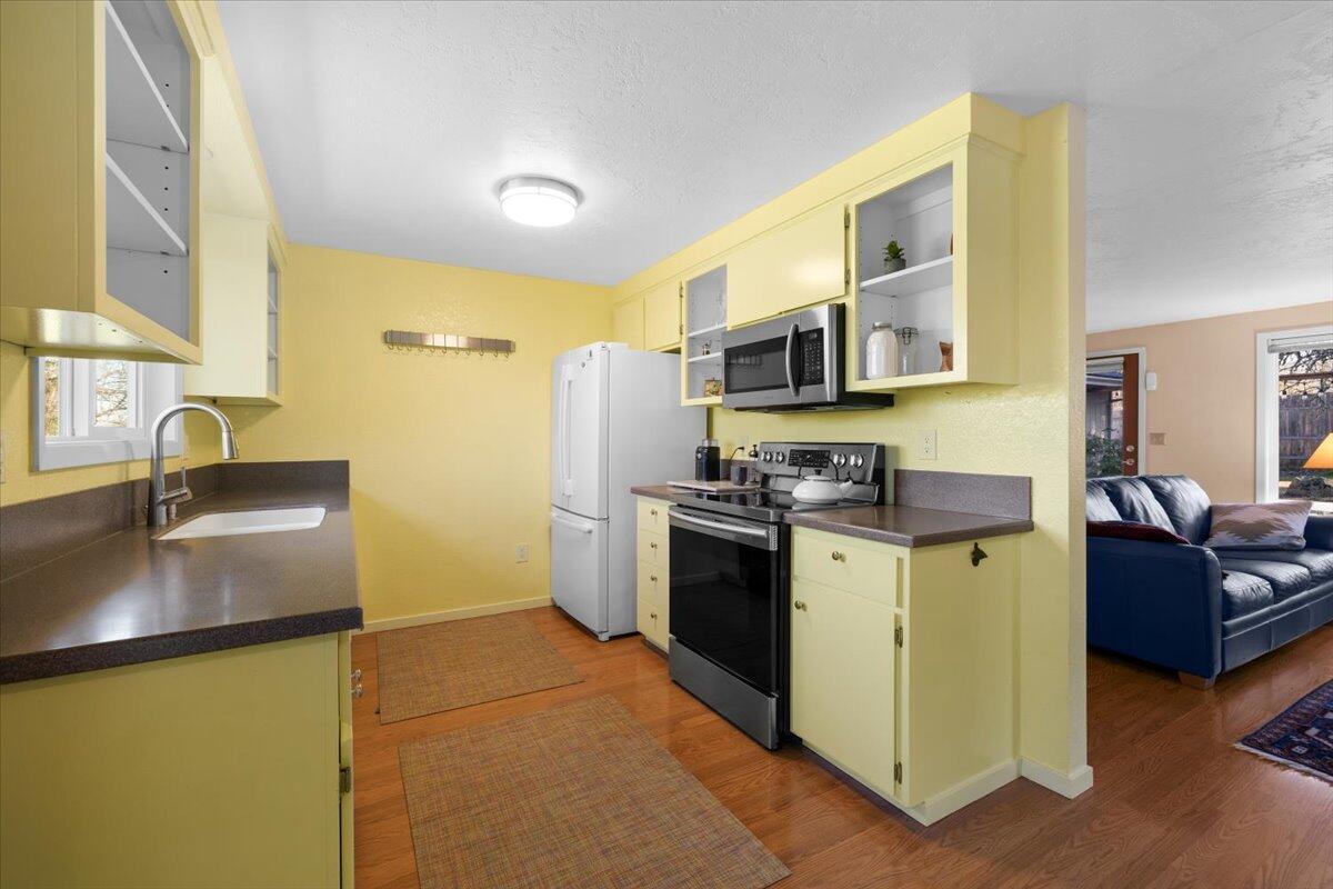 1960 Lawnridge Street