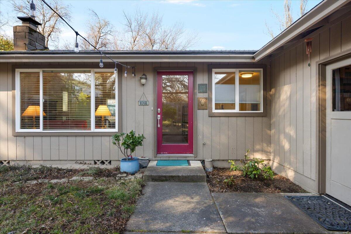 1960 Lawnridge Street