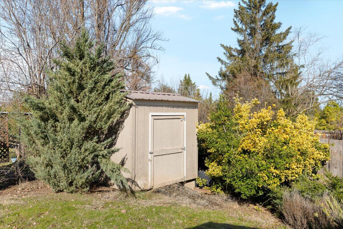 1960 Lawnridge Street