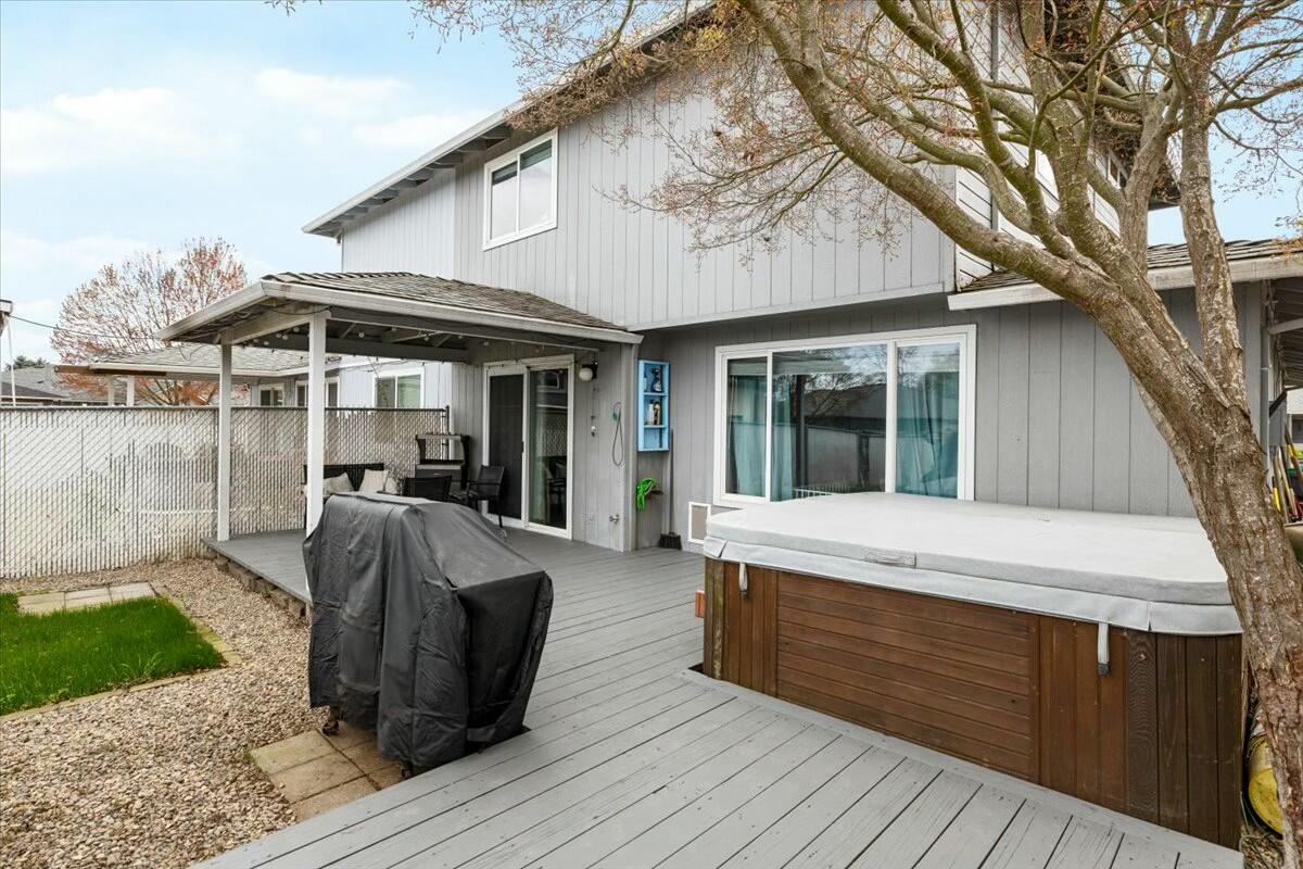 1023 Brandi Way