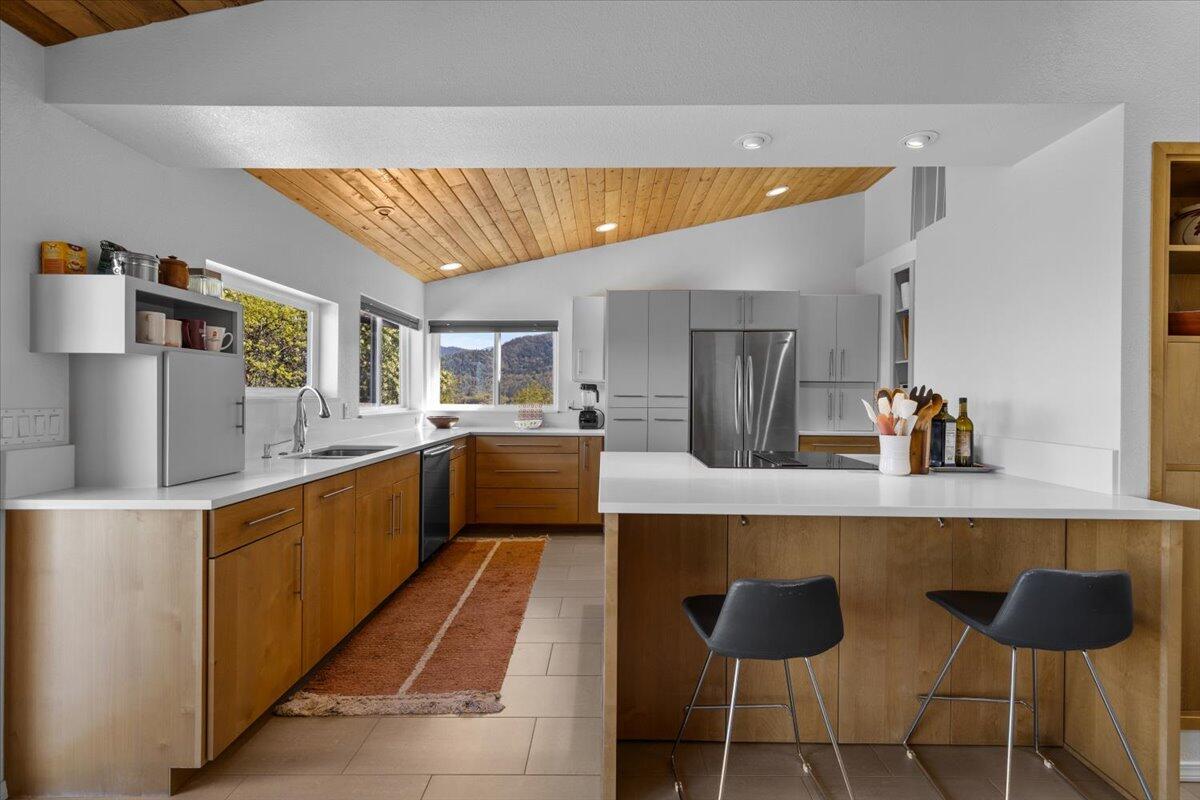 5229 Pioneer Road