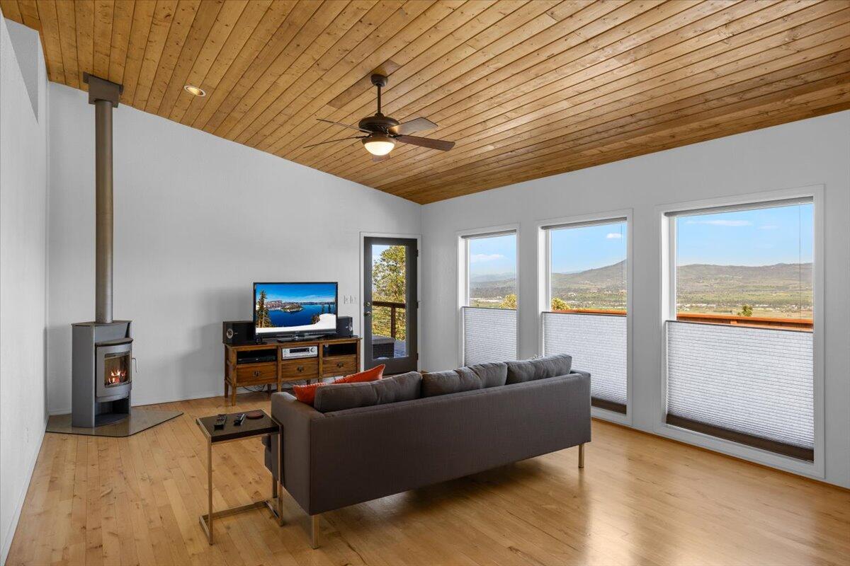 5229 Pioneer Road