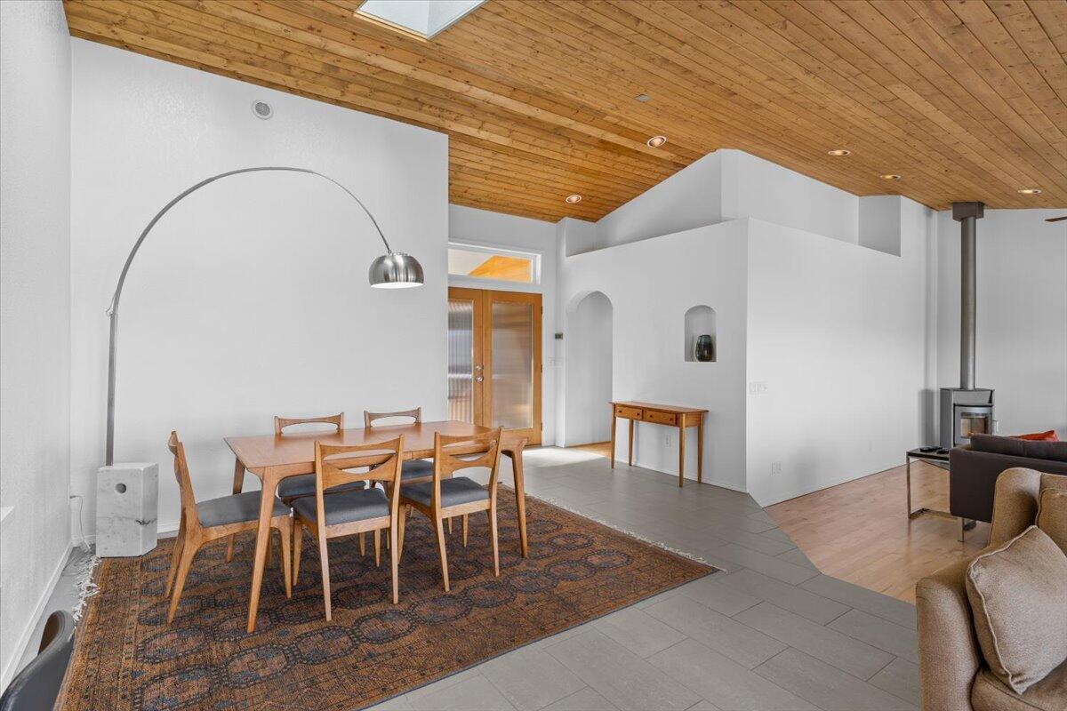 5229 Pioneer Road