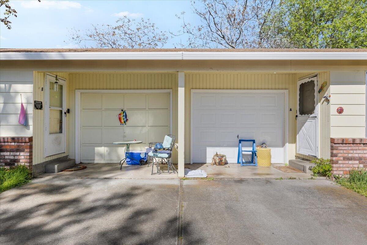 1208 Iowa Street