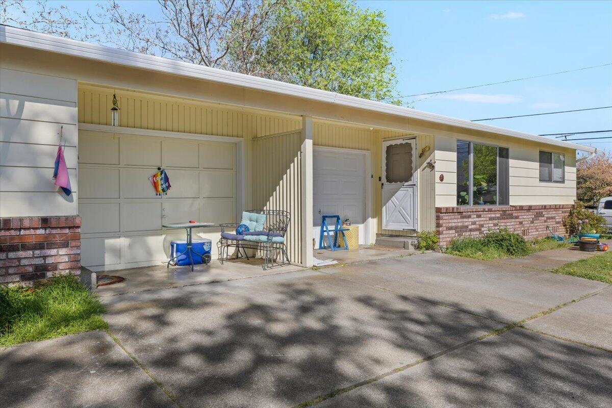 1208 Iowa Street