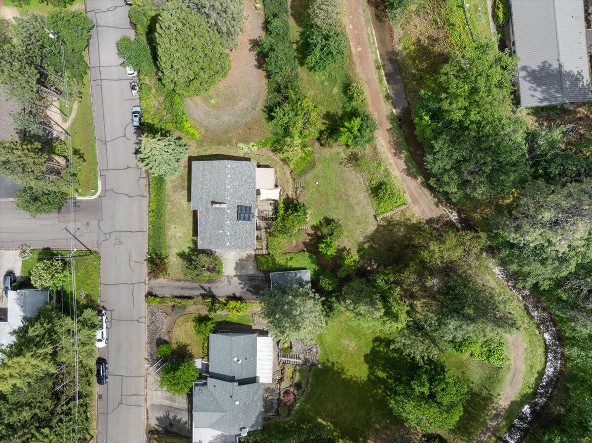 1840 Crestview Drive