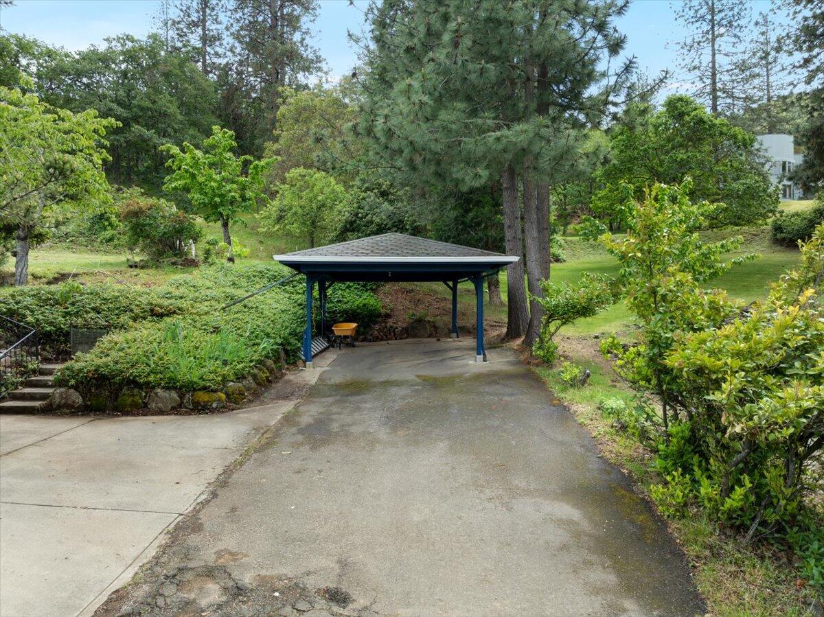 1840 Crestview Drive