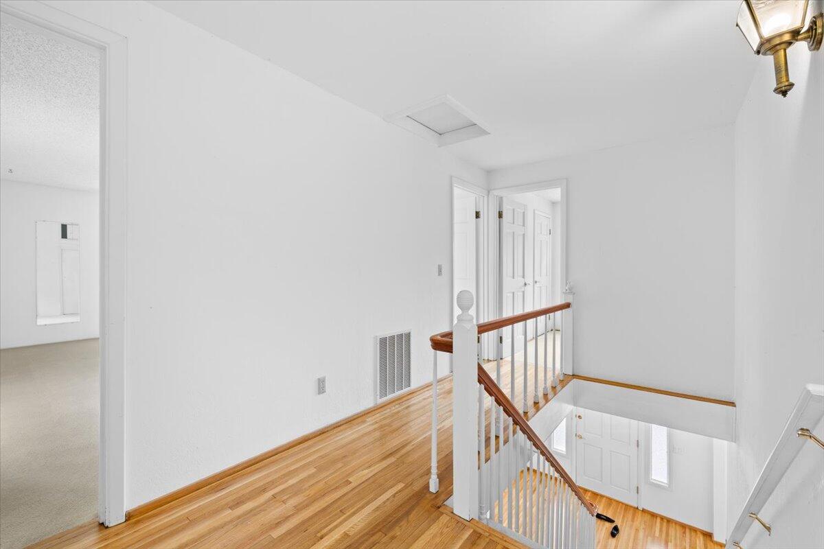 399 Mowetza Drive