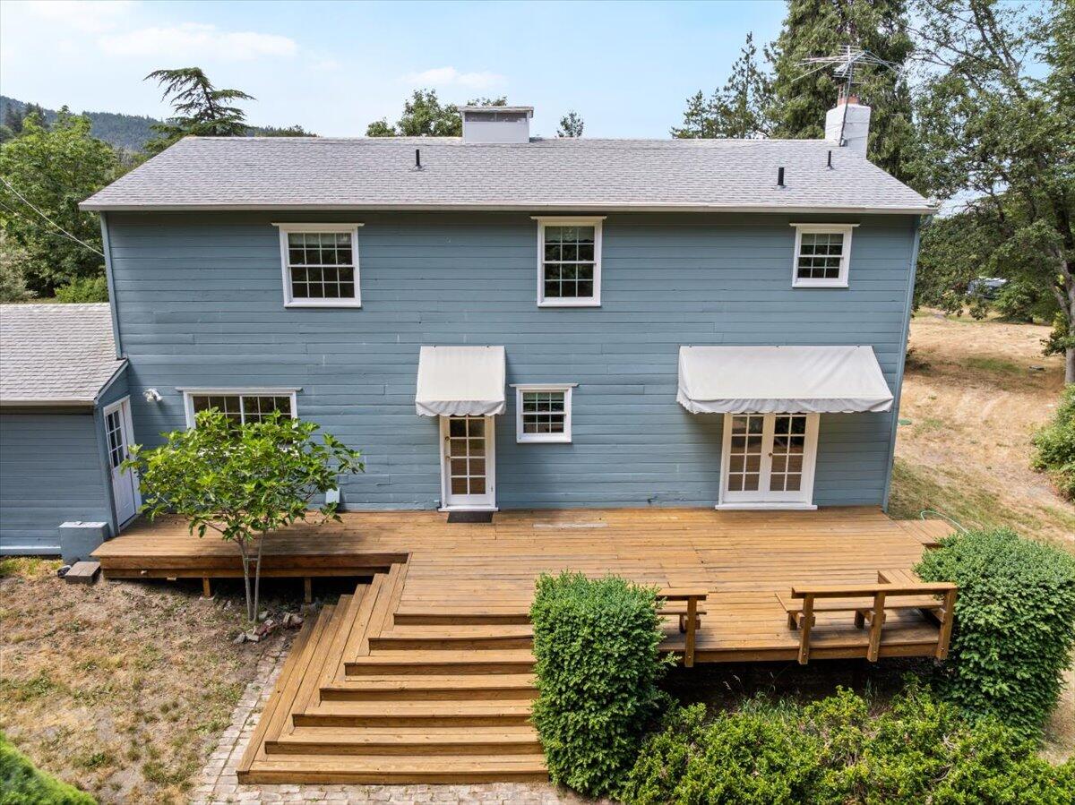 399 Mowetza Drive