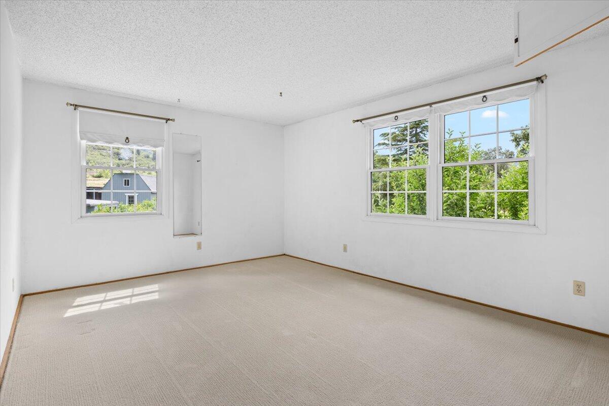 399 Mowetza Drive