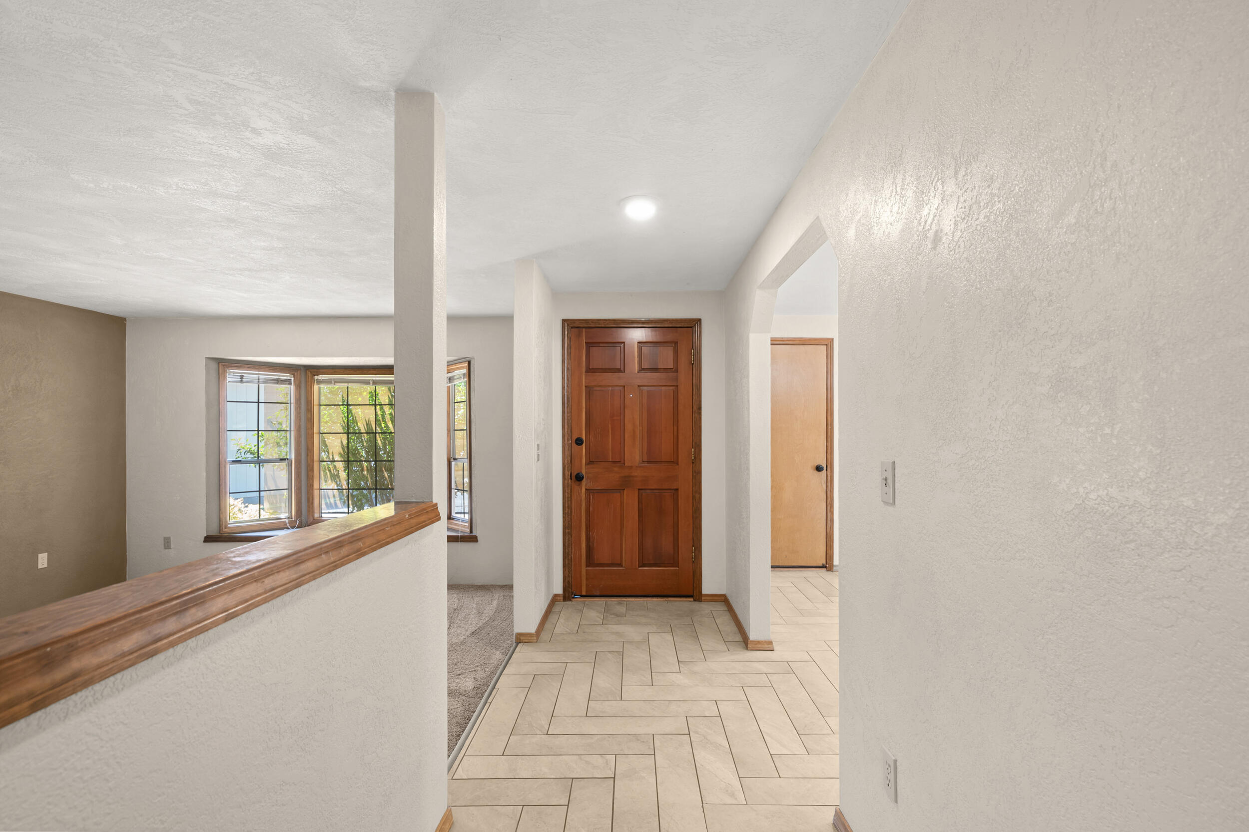 876 Ridgeway Circle