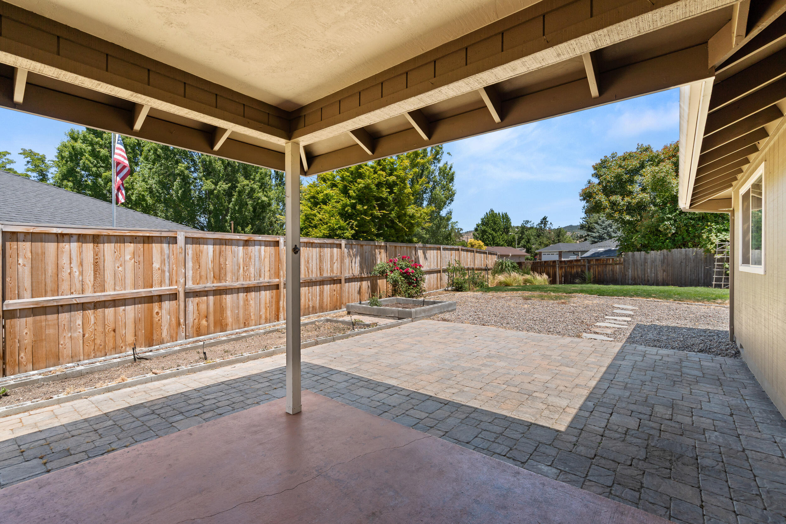 876 Ridgeway Circle