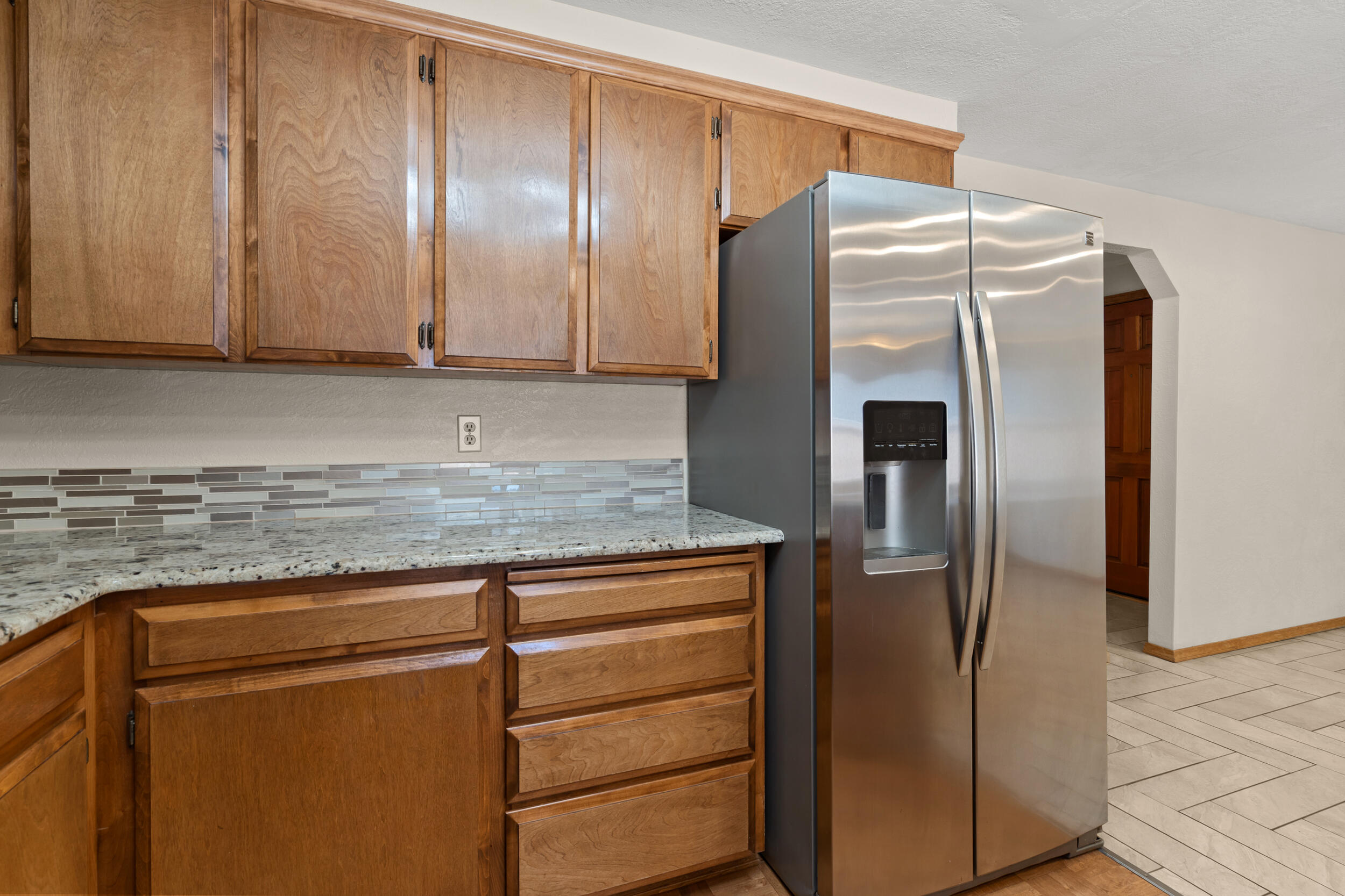 876 Ridgeway Circle