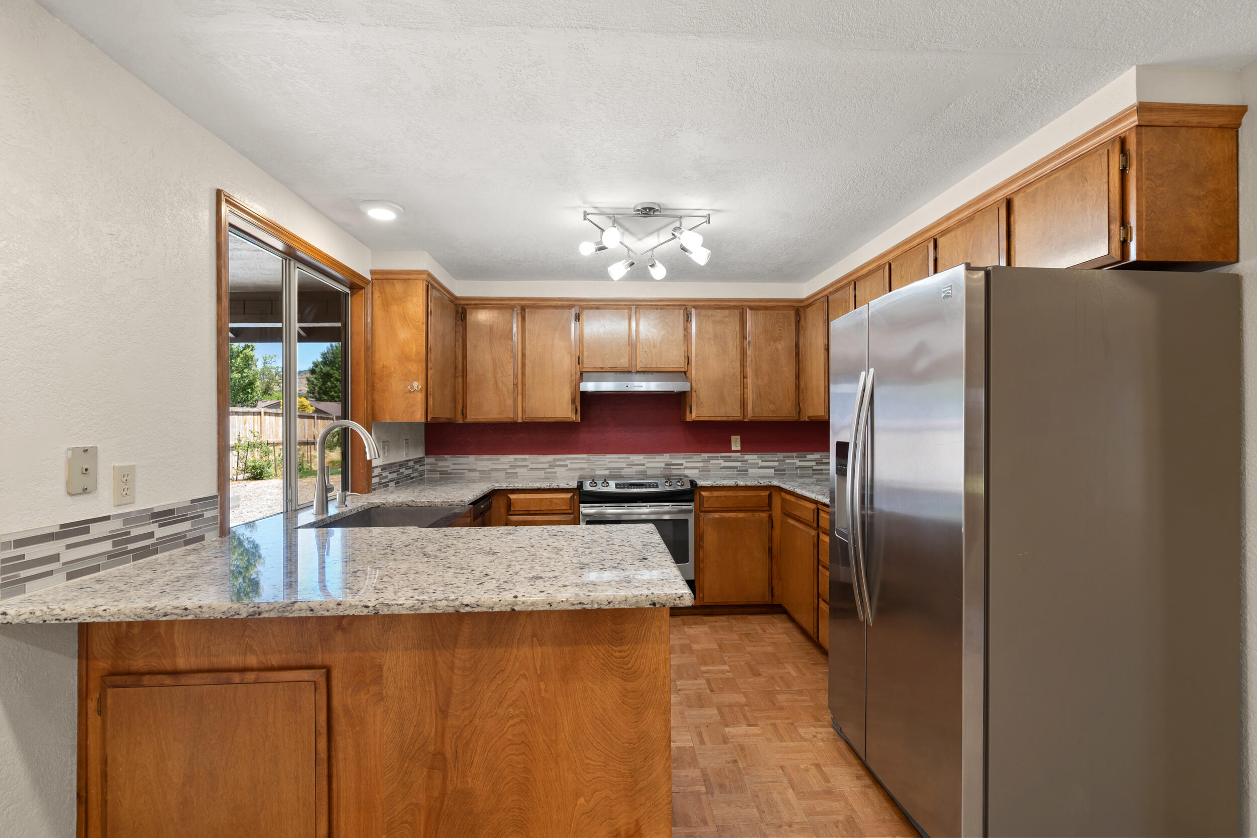 876 Ridgeway Circle