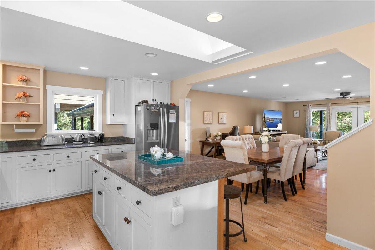 7670 Hyatt Prairie Road