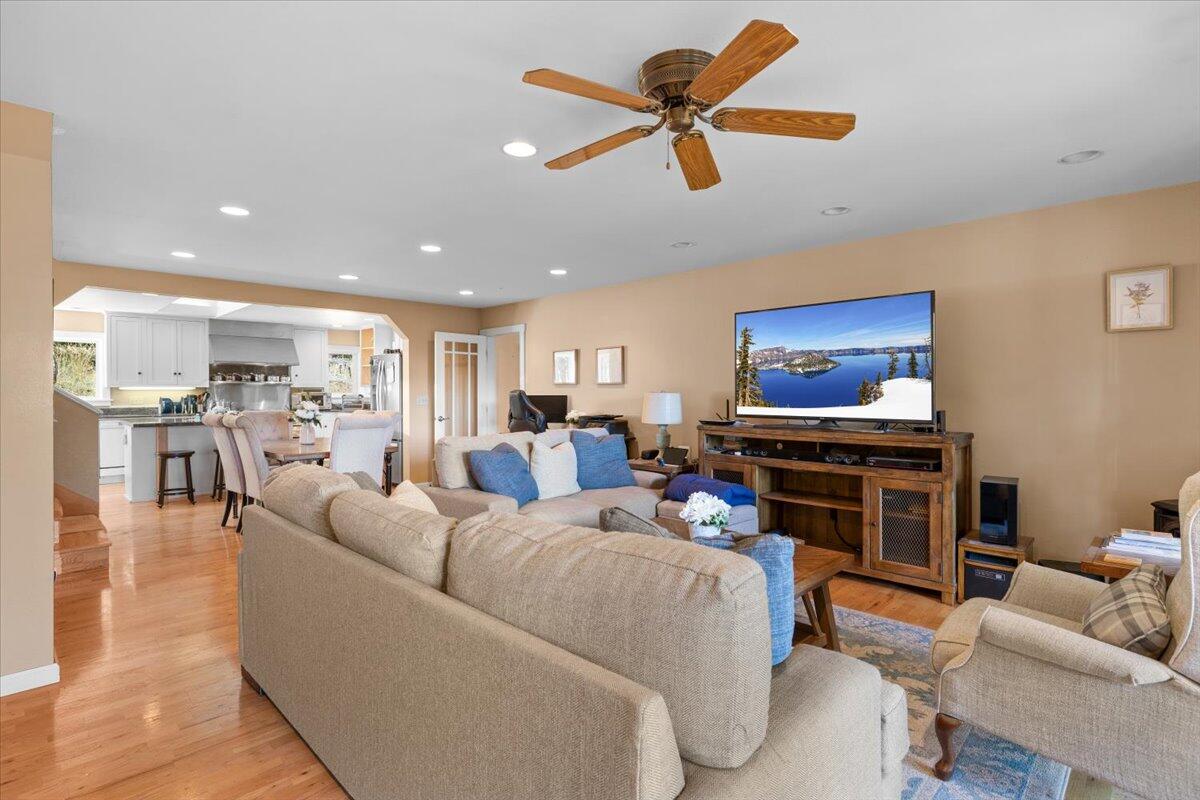 7670 Hyatt Prairie Road