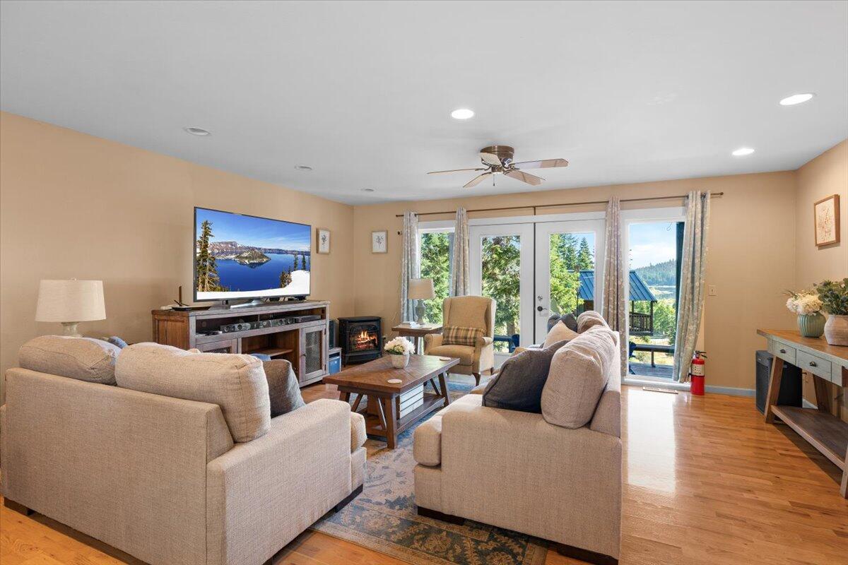 7670 Hyatt Prairie Road