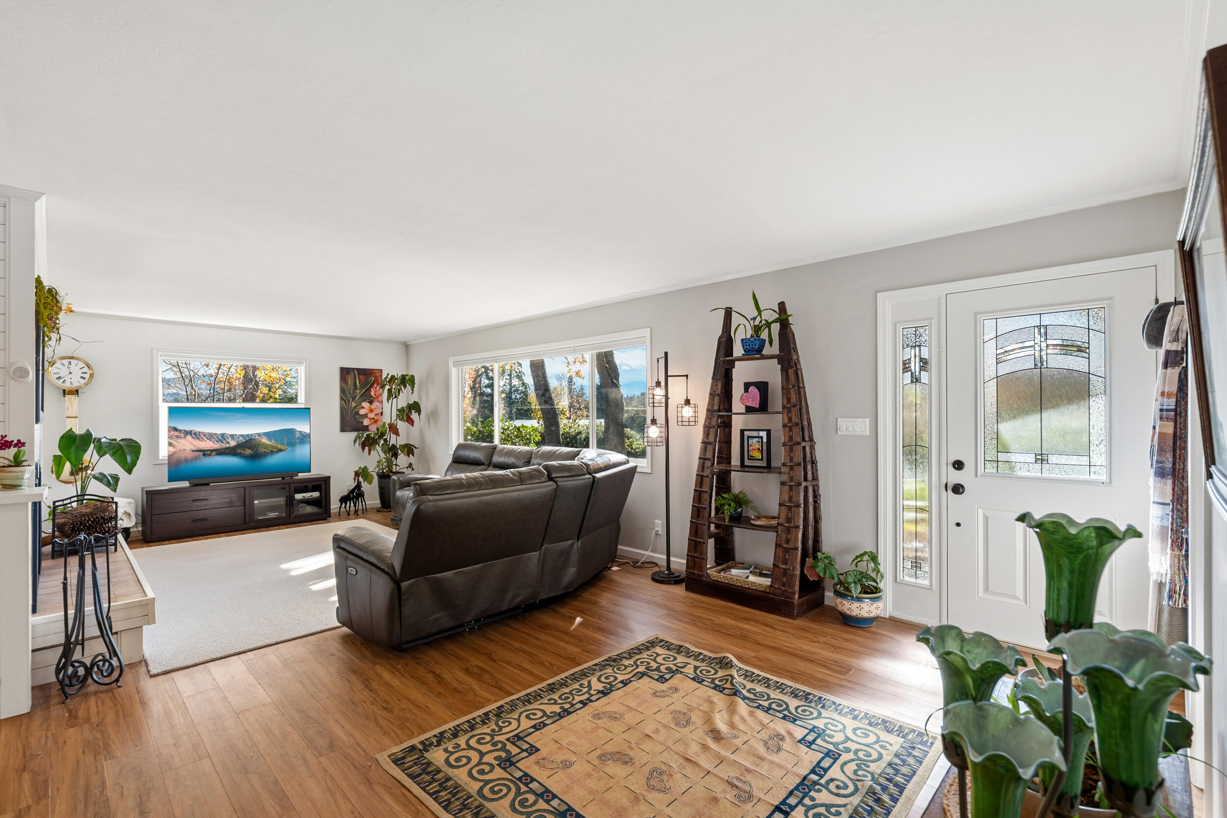 2241 Dellwood Avenue