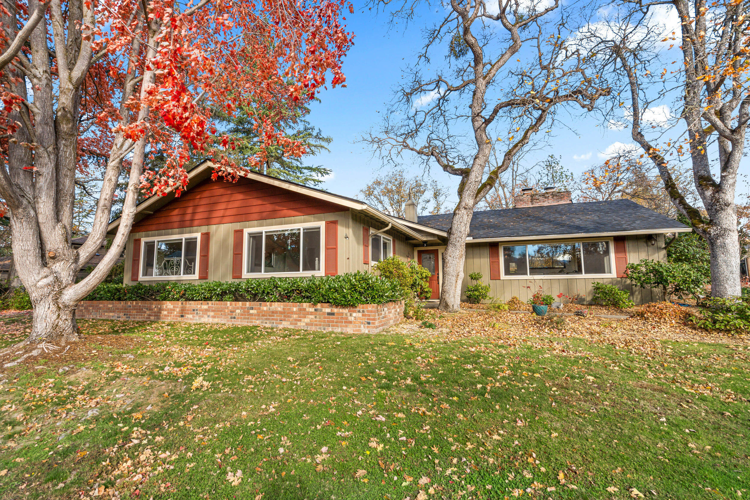 2241 Dellwood Avenue