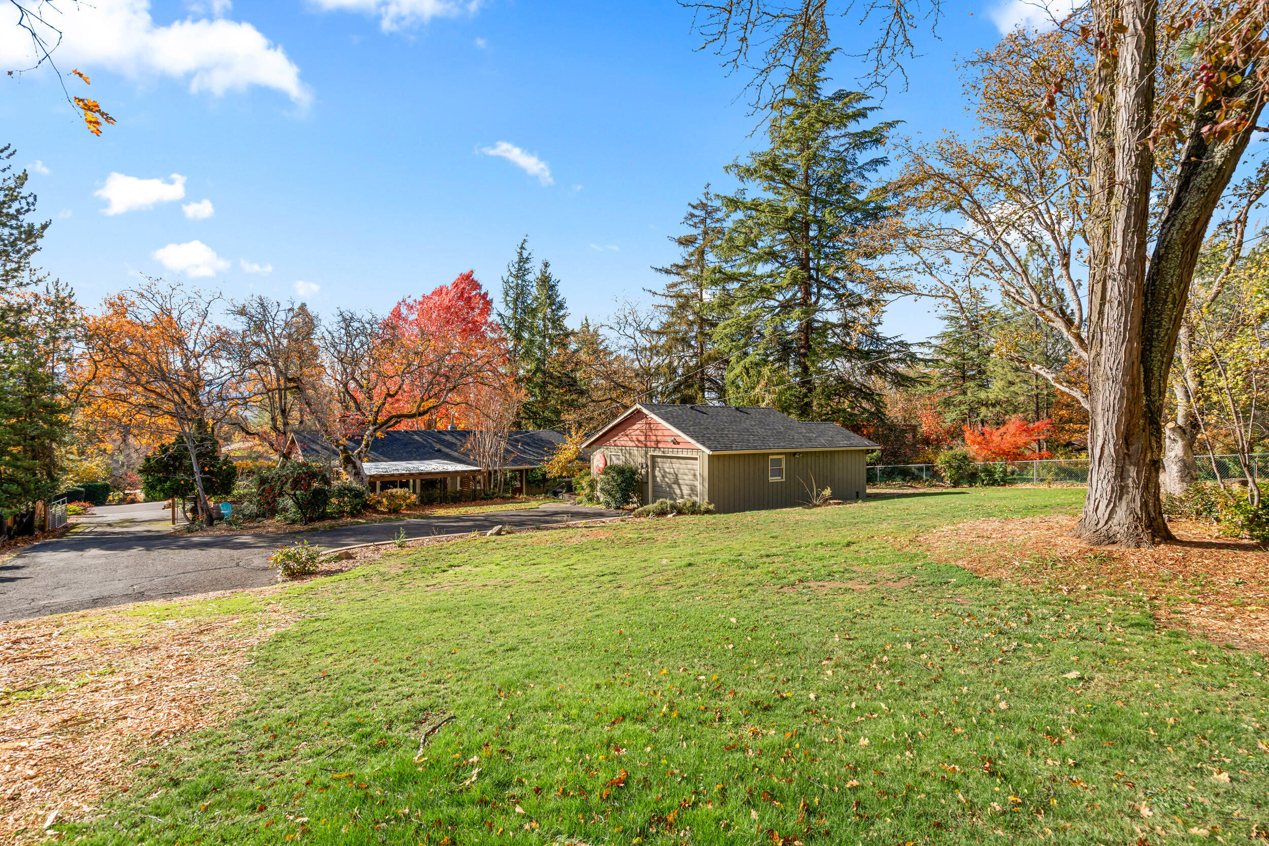 2241 Dellwood Avenue