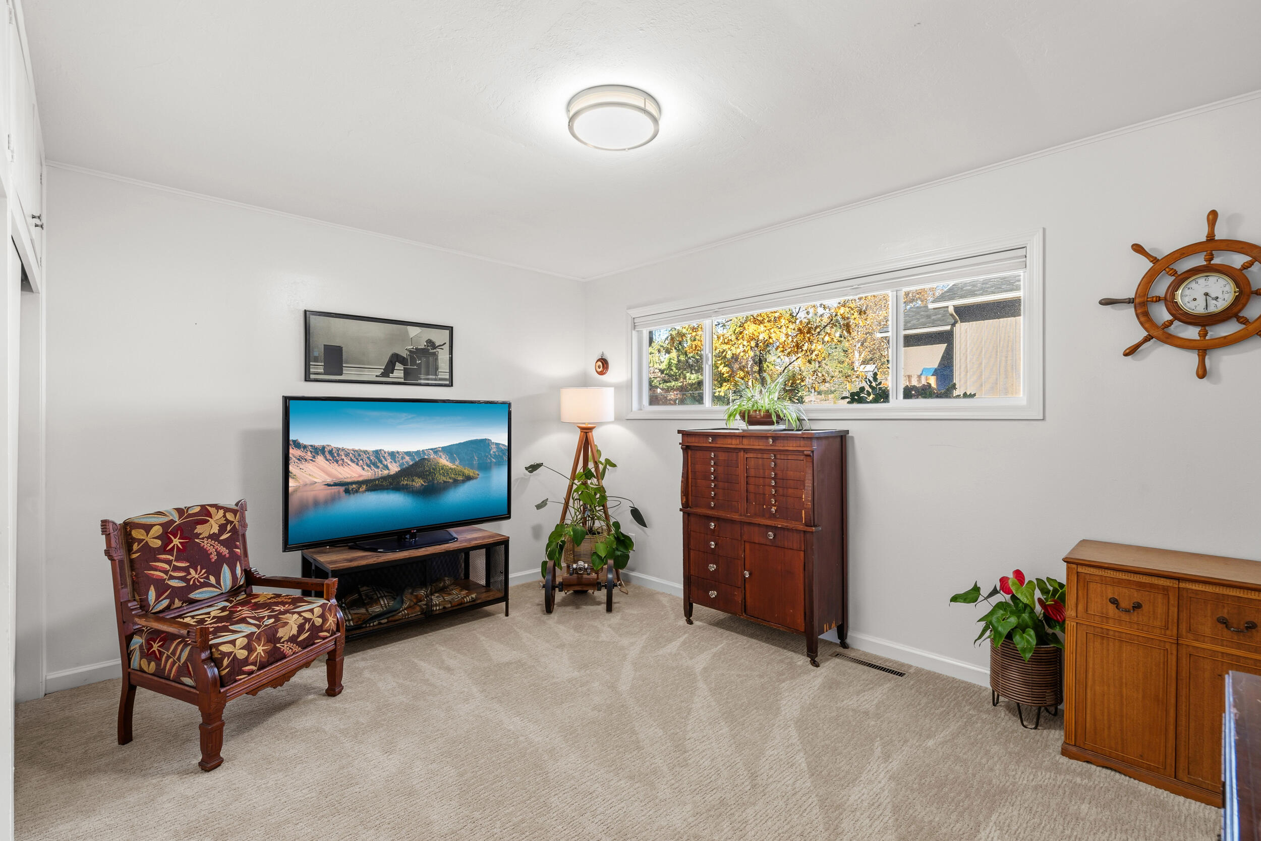 2241 Dellwood Avenue