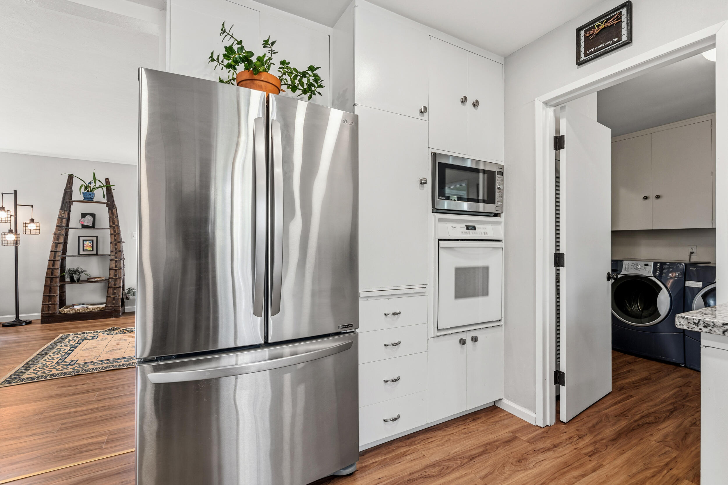 2241 Dellwood Avenue