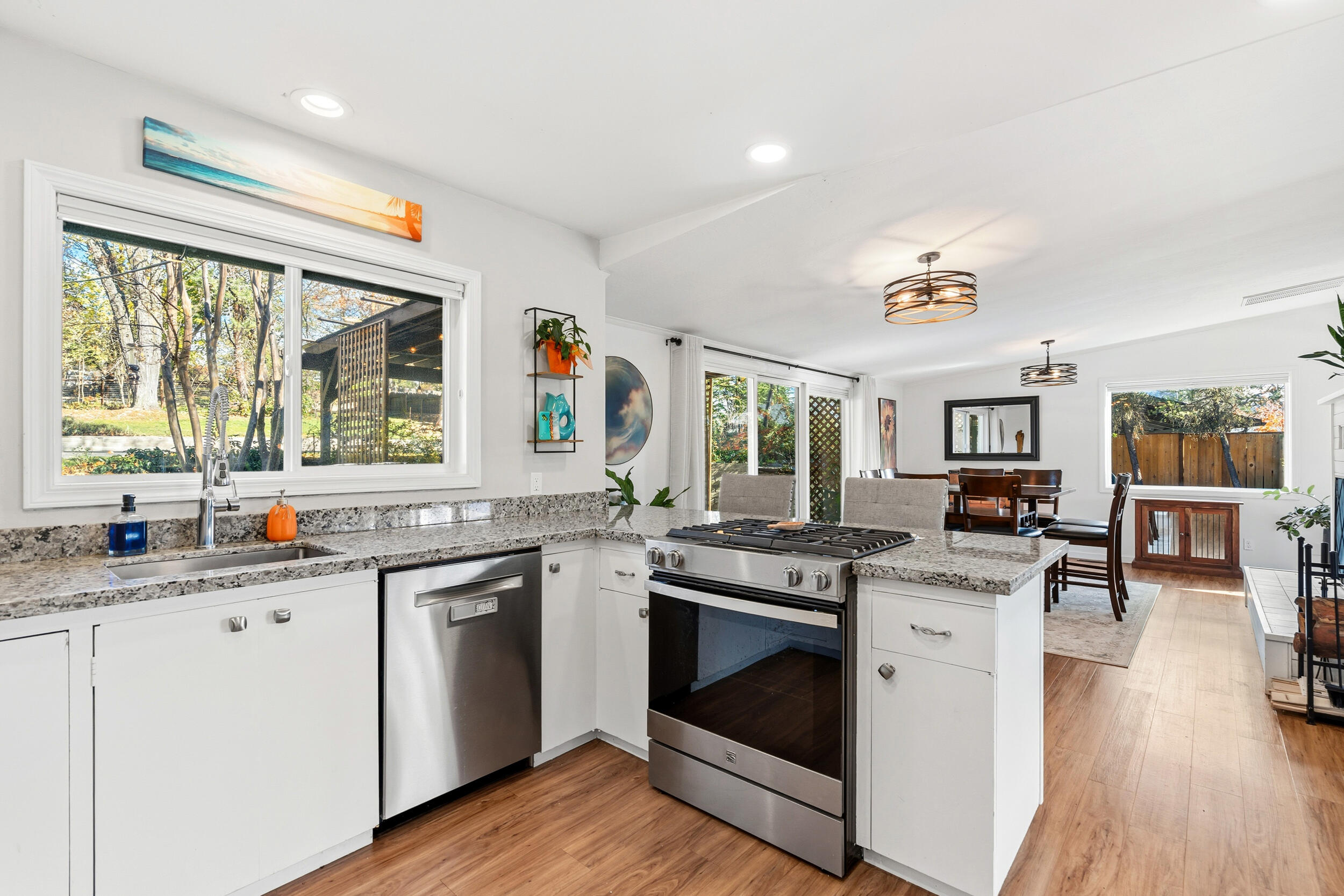 2241 Dellwood Avenue