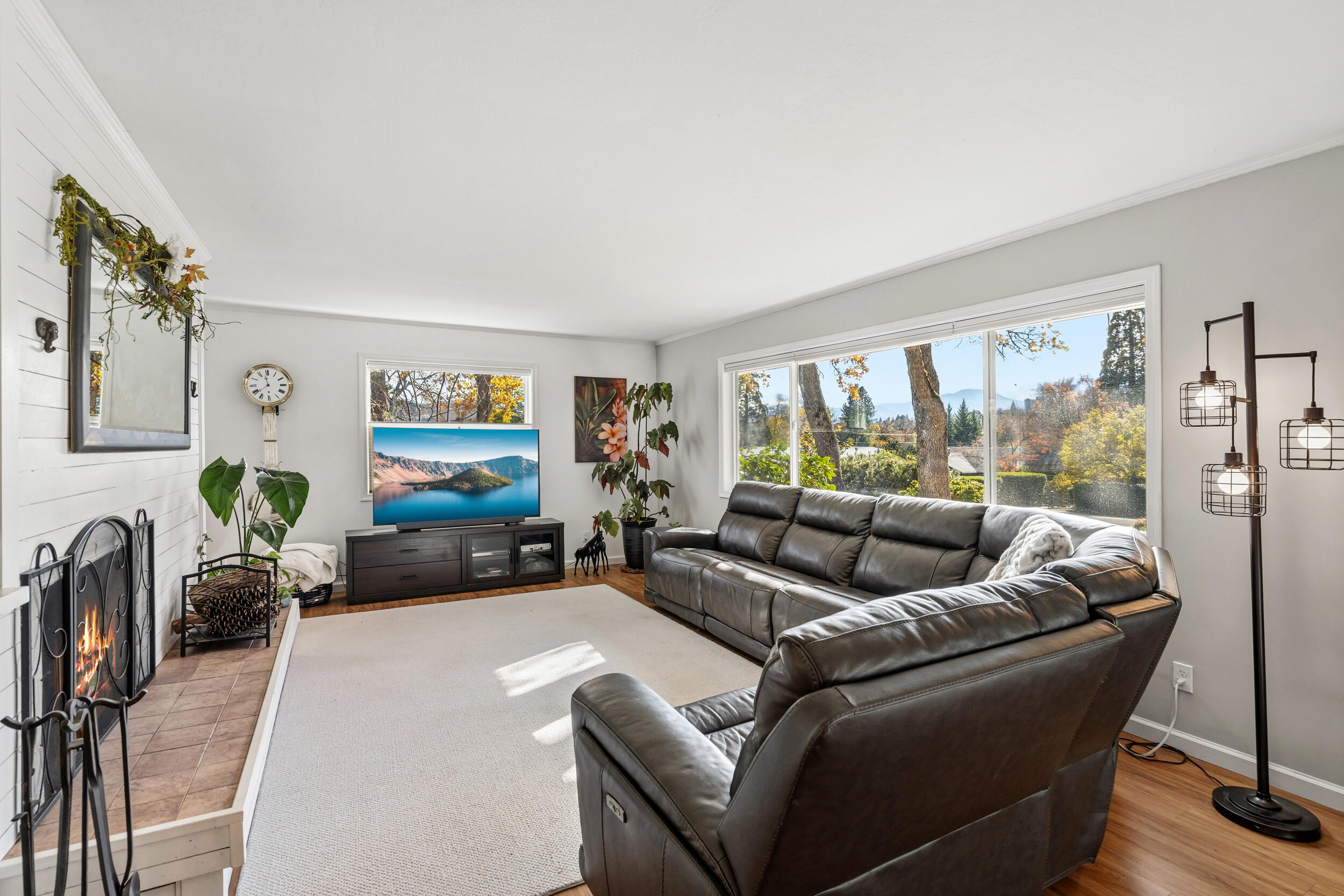 2241 Dellwood Avenue