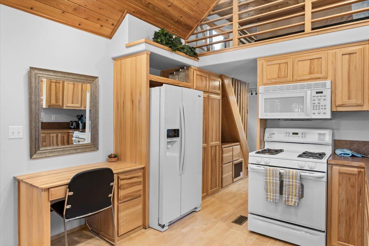 7979 Hyatt Prairie Road, # 32