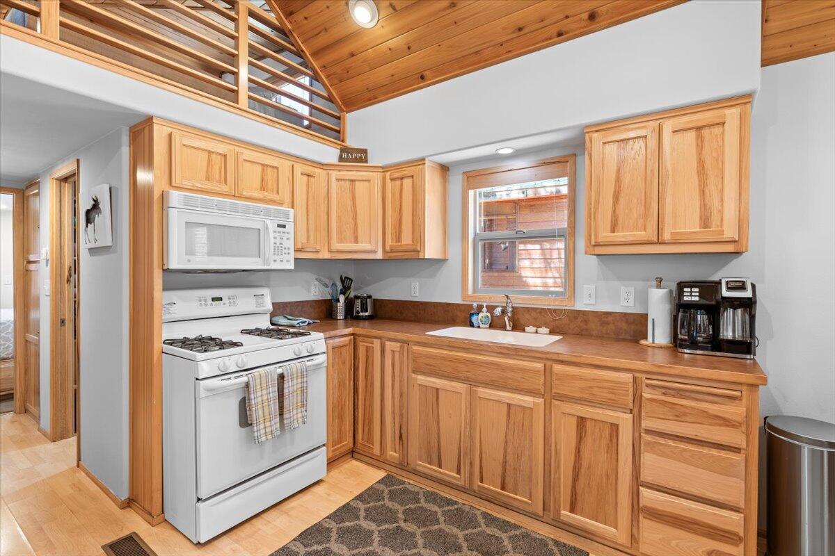 7979 Hyatt Prairie Road, # 32