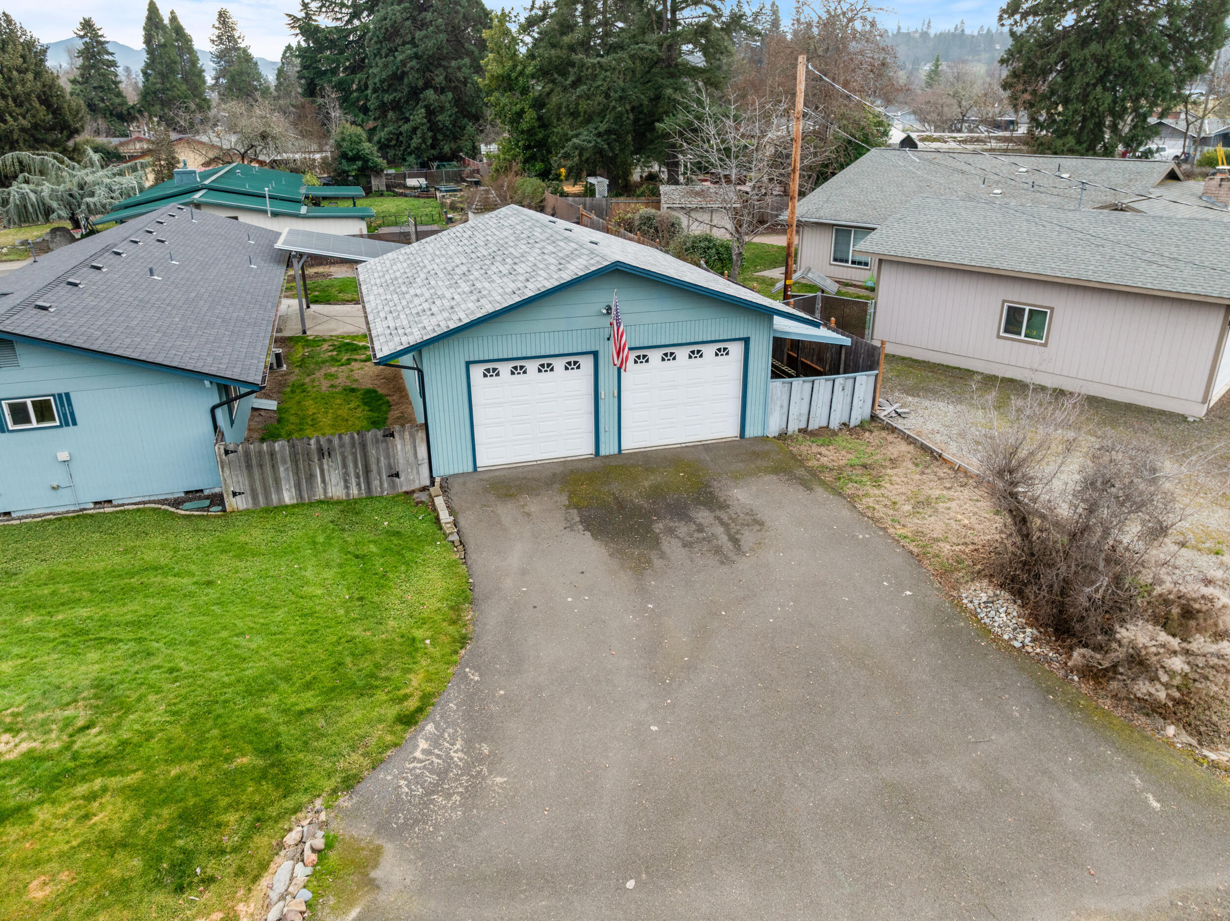 3371 Freeland Road