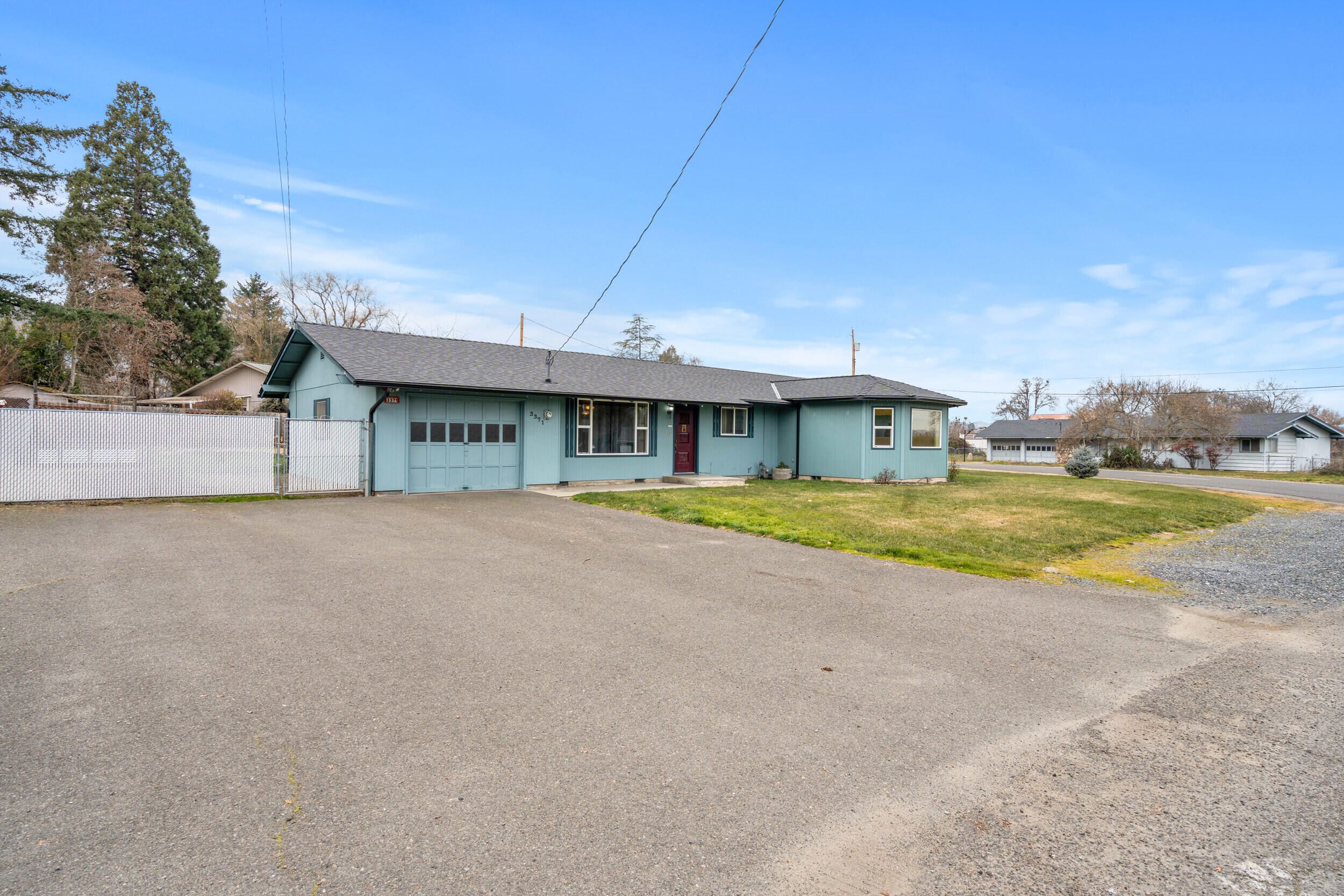 3371 Freeland Road