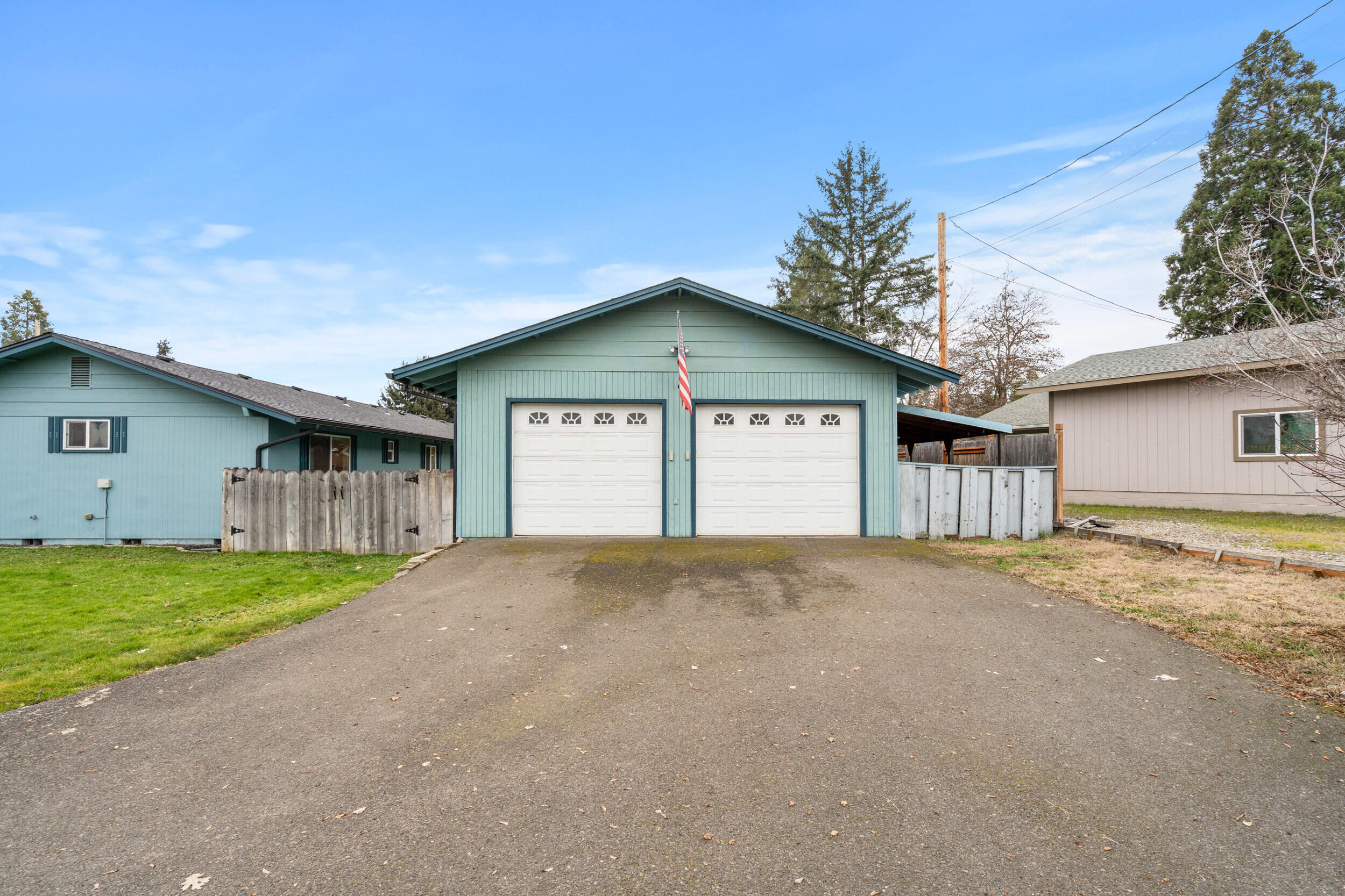 3371 Freeland Road