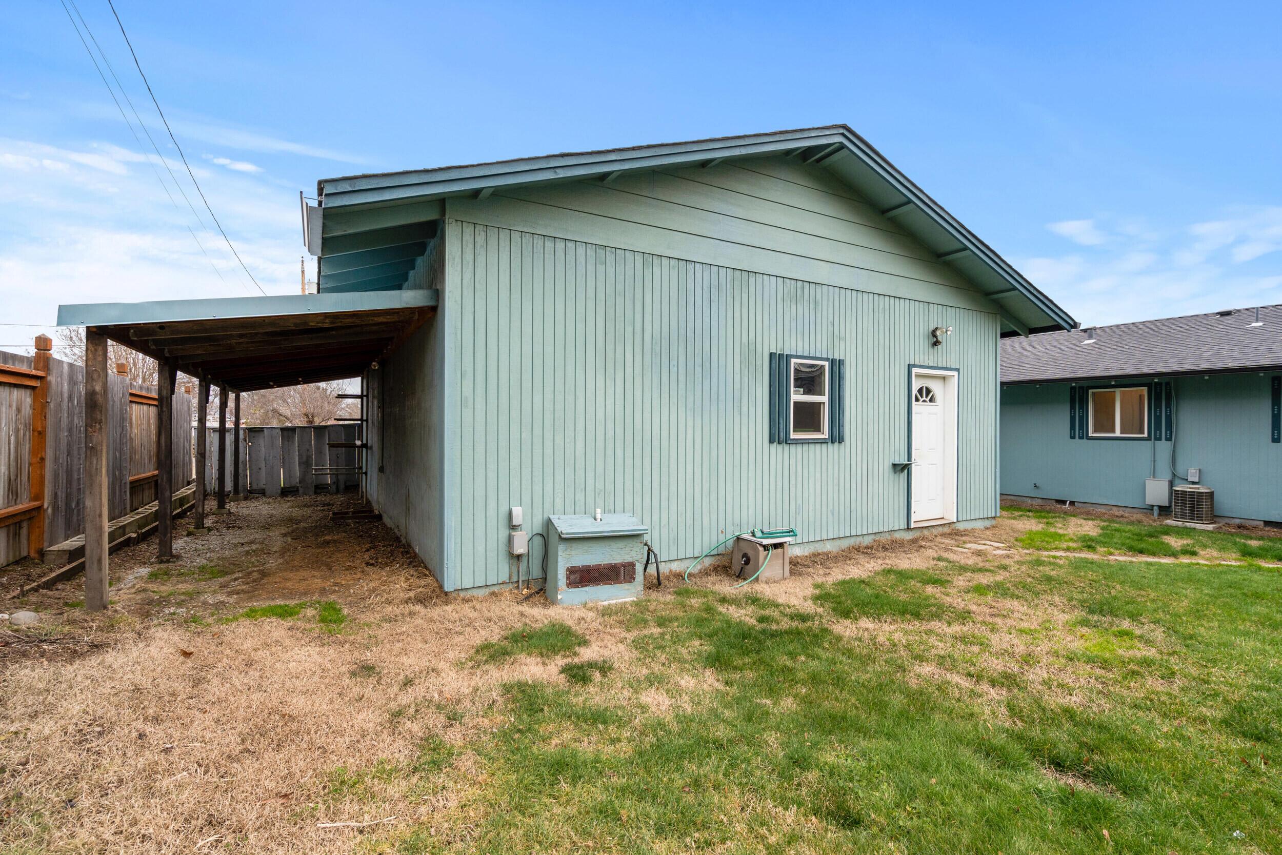 3371 Freeland Road
