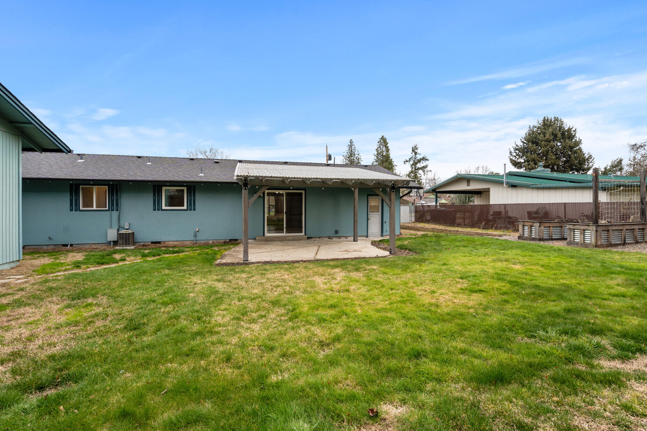 3371 Freeland Road