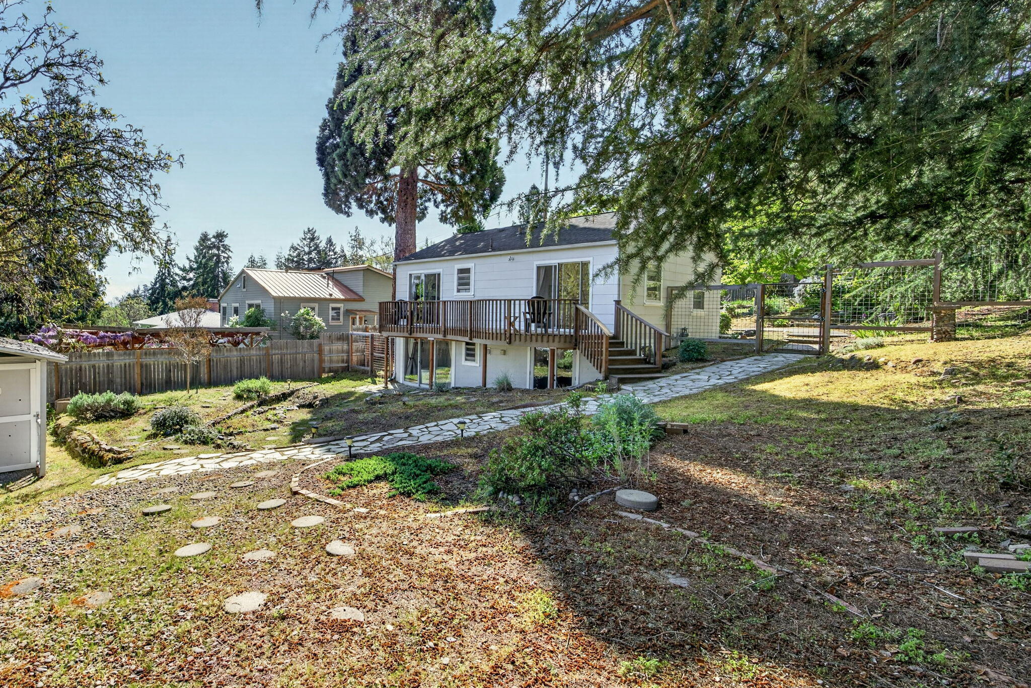 621 Altamont Street