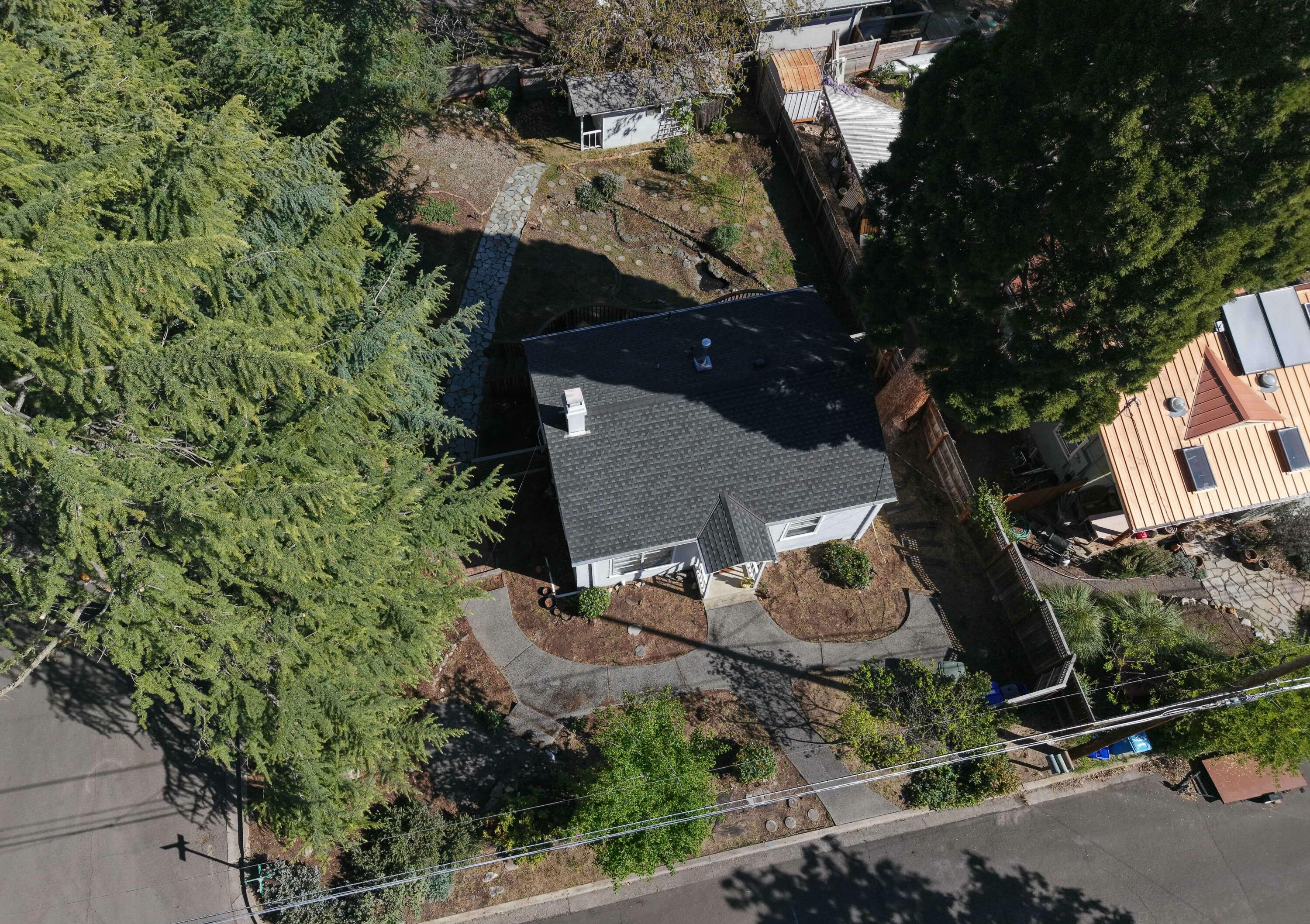 621 Altamont Street