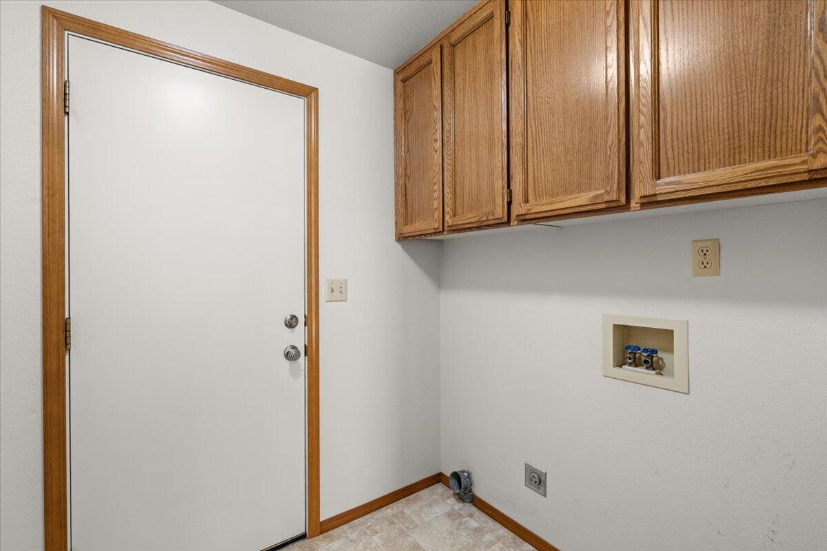 154 Silverwood Court