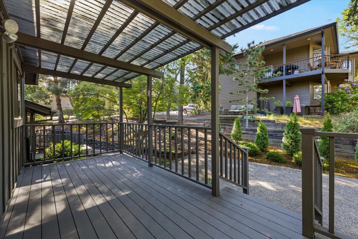 2588 Congress Way