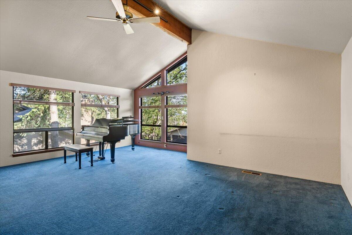 2588 Congress Way