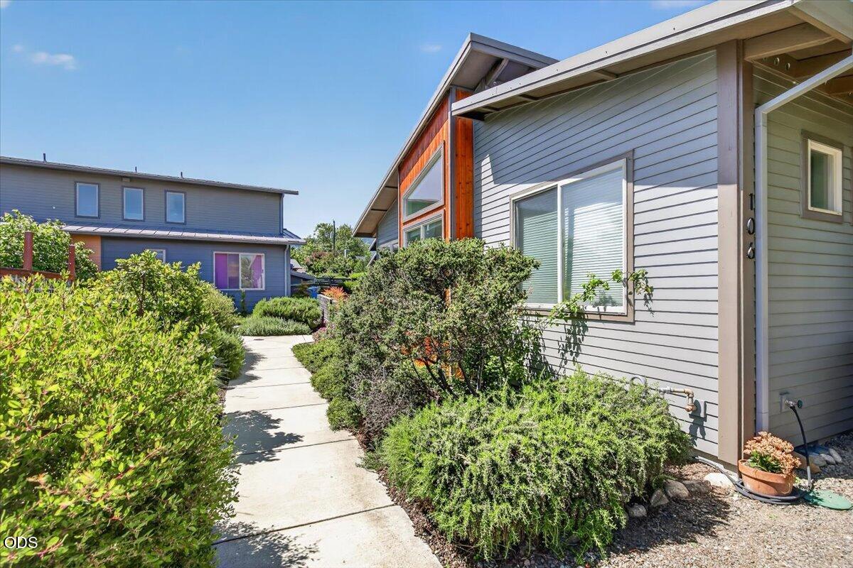 106 Dunn Circle