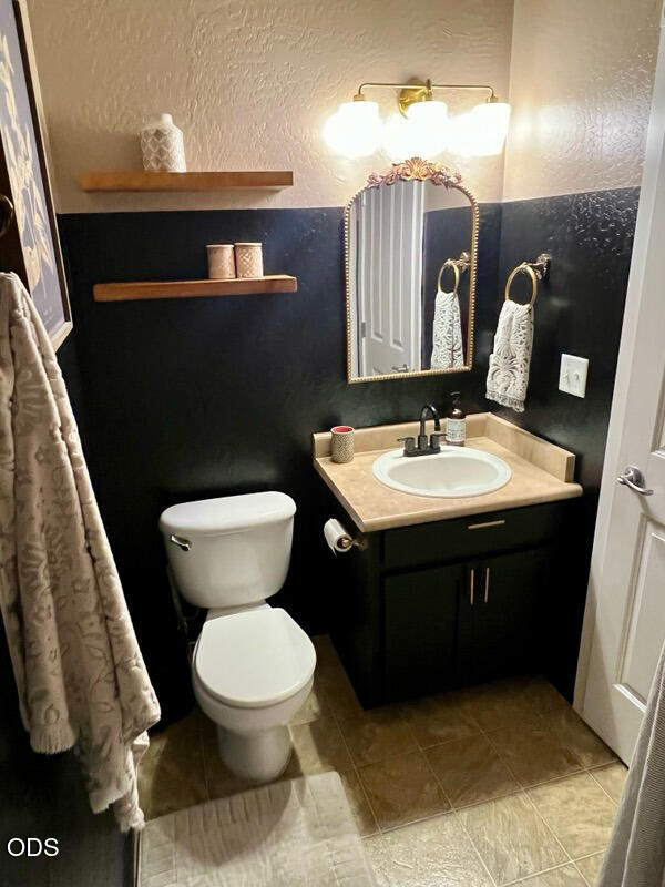332 Live Oak Loop